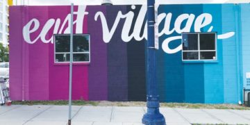 Girl power paints Dowtown