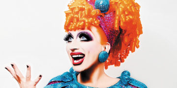 Bianca Del Rio floats too, b*tches