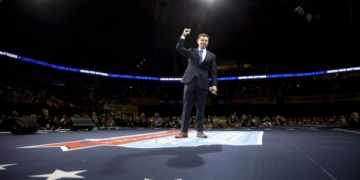 San Diego Buttigieg Barnstormers join Iowa invasion