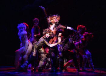 CATegory is: Jellicle Ball Realness!￼