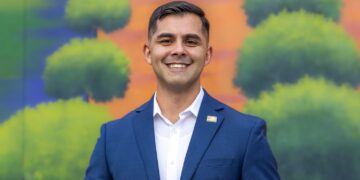 Gay Veteran Determined to Serve, Steps into competitive State Assembly open Race